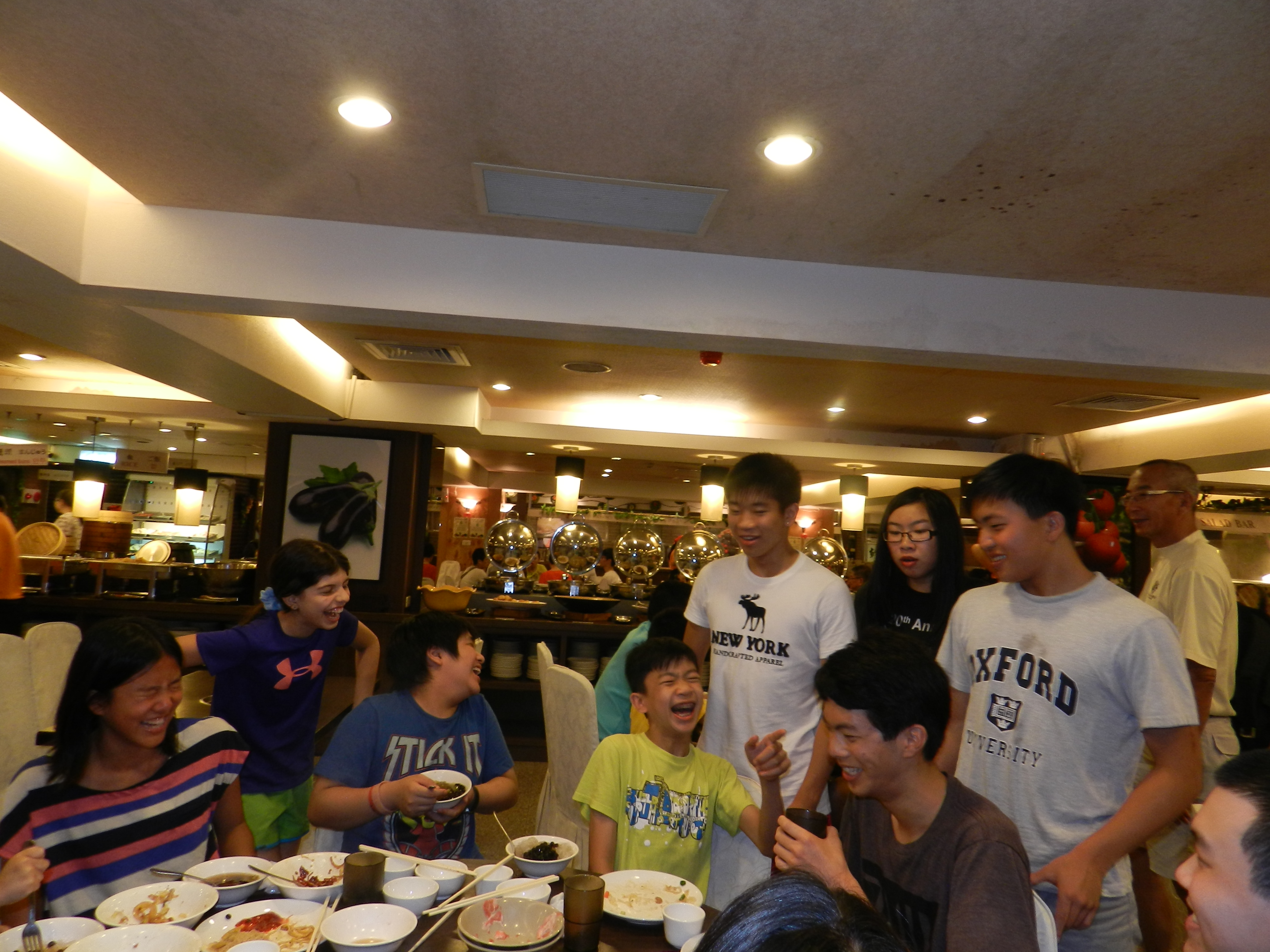 YOCDiningFunBoysA20120706.JPG